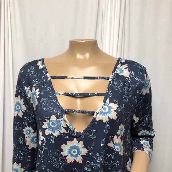 Mudd Dress Womens Size Large Navy Floral Deep Cut Double V-Neck Ladder Soft NEW - Picture 2 of 8